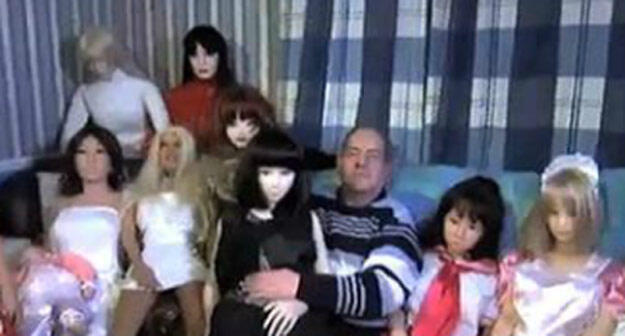 10 Kegunaan Menyimpang Sex Doll yang Digunakan Orang-Orang Dari Seluruh Dunia'