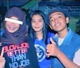 Korban gagal gaul dalam berpakaian