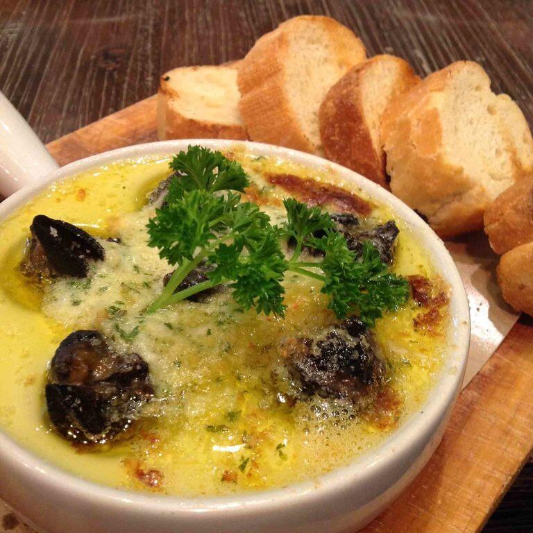 7 Escargot, Makanan Khas Perancis Paling Enak di Jakarta!