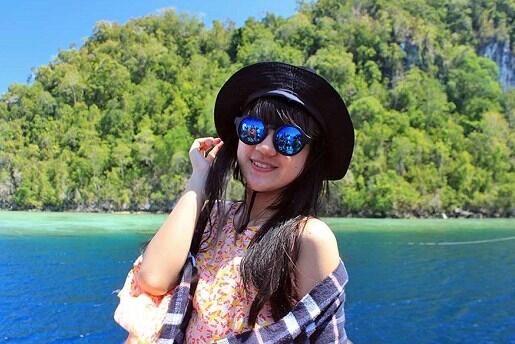 Cindy Eks-JKT 48 Jatuh Cinta Pada Sombori