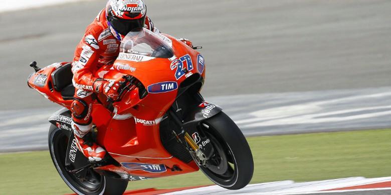 Stoner Resmi Kembali ke Ducati