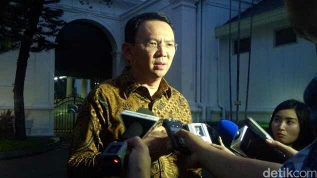 Ahok Melapor ke Jokowi Soal Transaksi Beras Bulog Gunakan e-Money