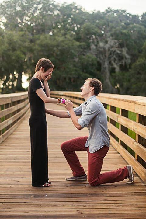 MOMENT ROMANTIS LAMAR CEWEK!