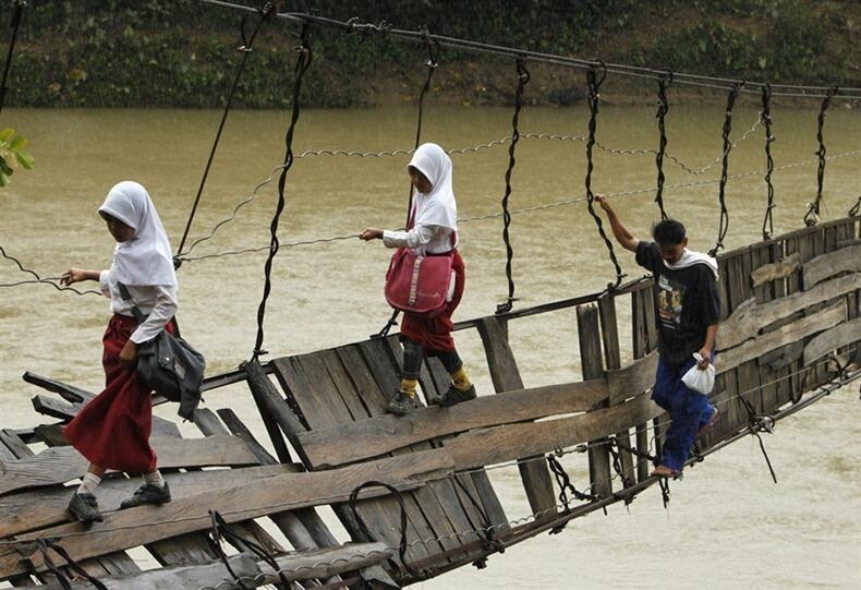Perjuangan Hidup dan Mati untuk Bersekolah