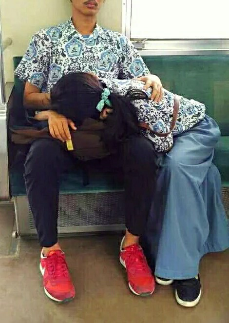 balada cinta di KRL