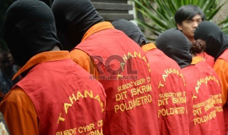 25 Warga Cina Tukang Tipu Ditangkap di Jakarta Utara...