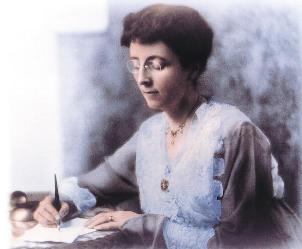 Google Doodle Hari, Siapa sih Lucy Maud Montgomery???