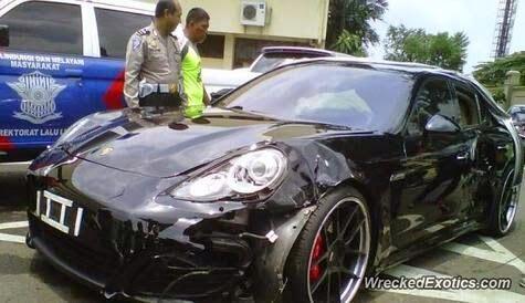 Beberapa Kecelakaan Mobil Mewah yang Pernah Terjadi di Indonesia