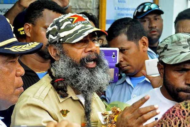 Filep Karma Bersumpah Merdekakan Papua dan Tak Percaya Jokowi !!