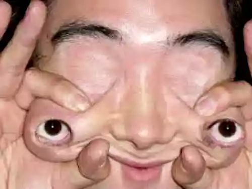 FOTO FOTO ANEH YANG BIKIN KAMU JANTUNGAN GAN ! JANGAN MASUK