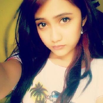 Jeritan Jijik Seorang Perempuan di Dalam KRL