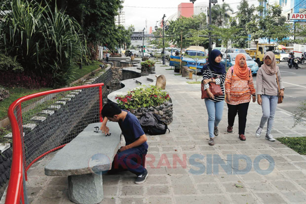 Pelanggaran Yang Merugikan Pejalan Kaki