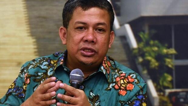 Fahri Hamzah Minta Kejagung Berhenti Bermain Politik