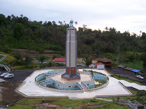 Bukit Kasih, Simbol Kerukunan Umat Beragama di Manado