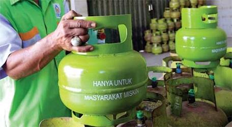 Beberapa Hal yang Sebenernya Buat Orang Miskin Tapi Kita Sikat Juga