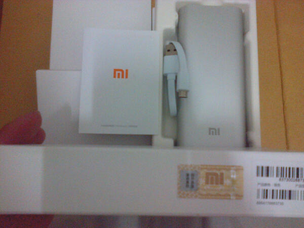 DISTRIBUTOR POWERBANK XIAOMI ORIGINAL 100% 5.000 MAH & POWER BANK 16.000 MAH GARANSI