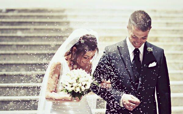 Haii ! para kaum hawa,,Cek Tipe Cowok Pilihan Kalian Disini,Romantis Apa Humoris ?