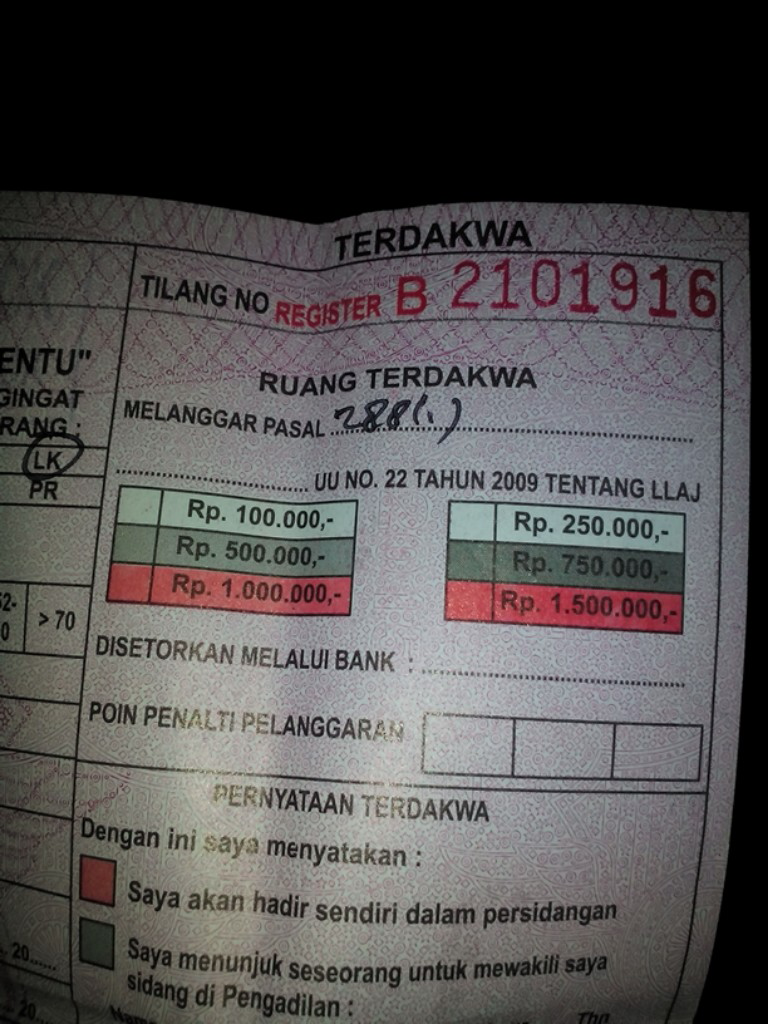 Apakah benar apabila pajak kendaraan mati terkena pasal 288 gan? (bantu jawab gan)