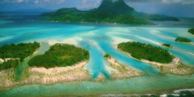 keindahan pulau di indonesia yang cocok untuk diving, pas di musim hujan lagi bray.