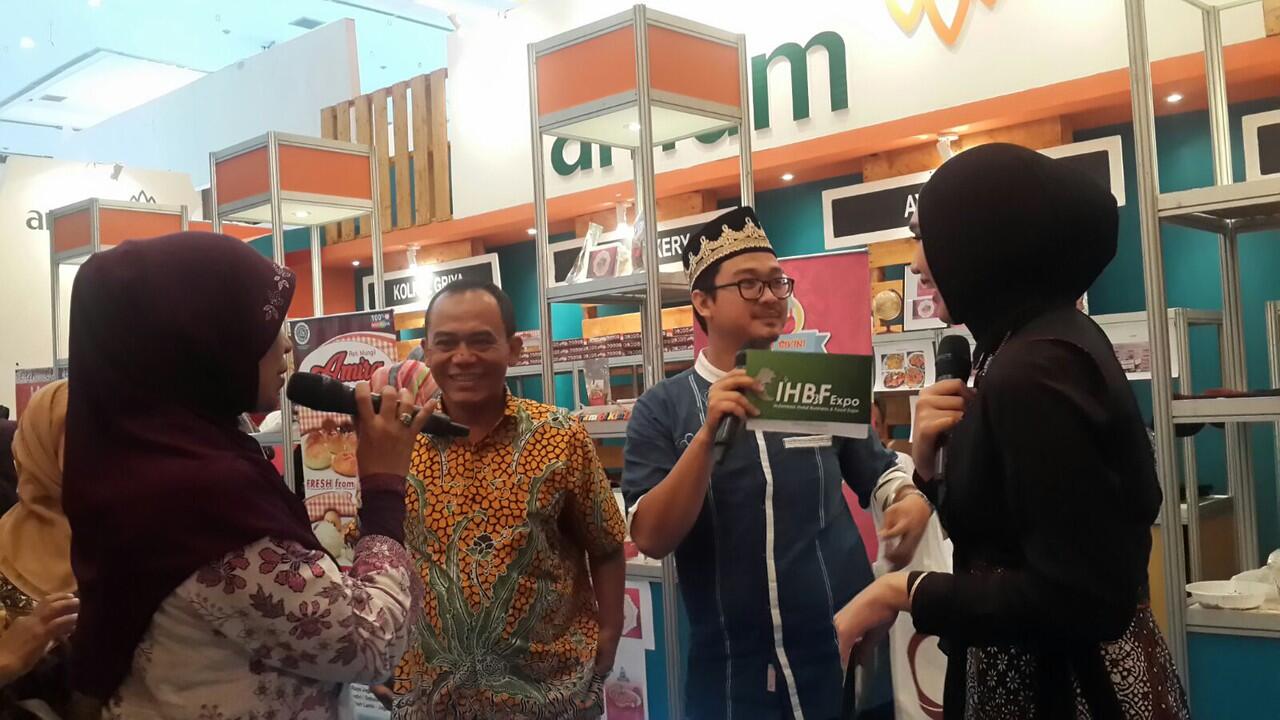 Dinsos DKI Pamerkan Hasil Karya Penyandang Psikotik