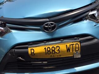 Taxi Bluebird B 1883 WTD - Pool Puri 2 tidak mau tanggung jawab perihal tabrakan