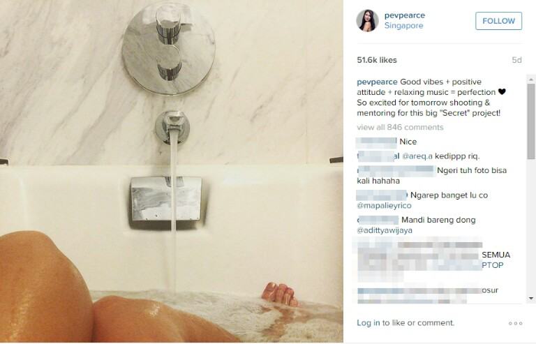 Hot Foto Seksi Pevita Pearce saat 'Mandi Basah' Bikin Panas Dingin..