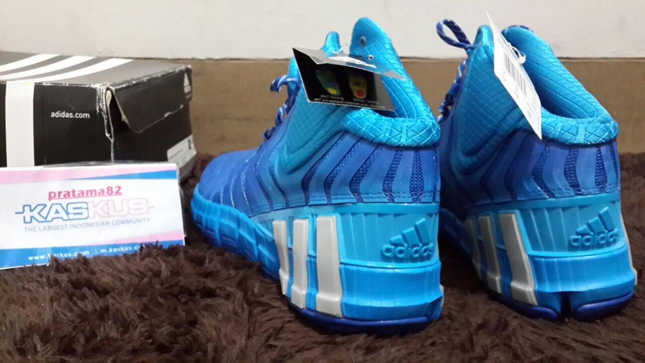 Кроссовки adidas Crazyquick