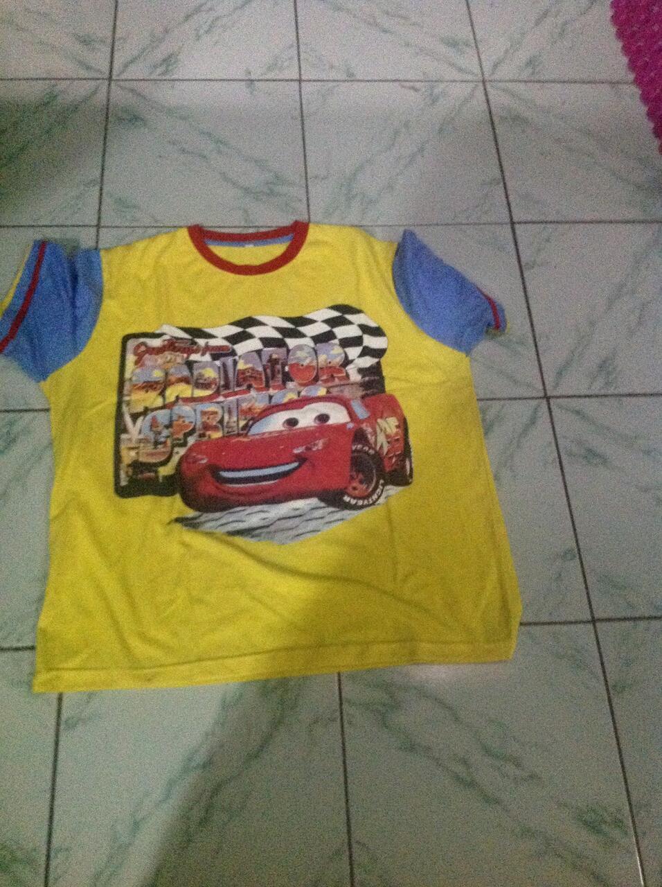 sudah besar pake baju anak sd boleh tidak ?