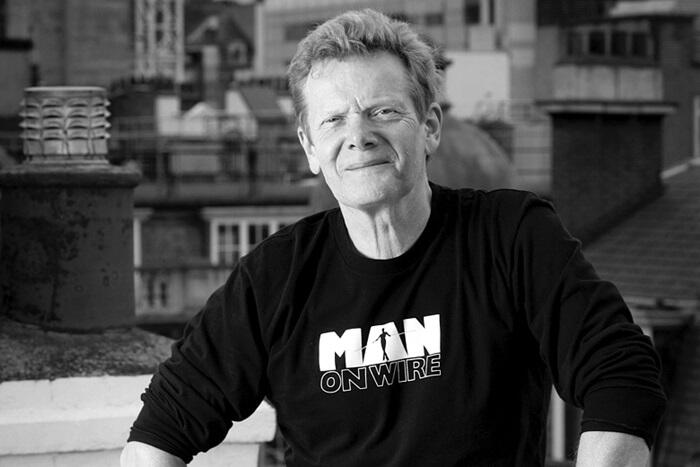 Mengenang Aksi Gila PHILIPPE PETIT &quot; Si Manusia Kabel&quot; yang Menggemparkan Dunia