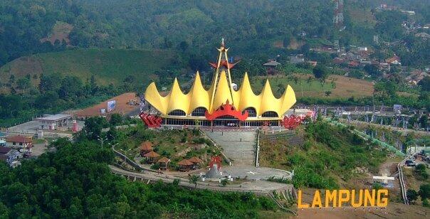 bermacam arsitektur bangunan unik dan modern di Indonesia