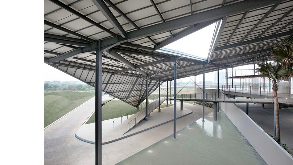 bermacam arsitektur bangunan unik dan modern di Indonesia