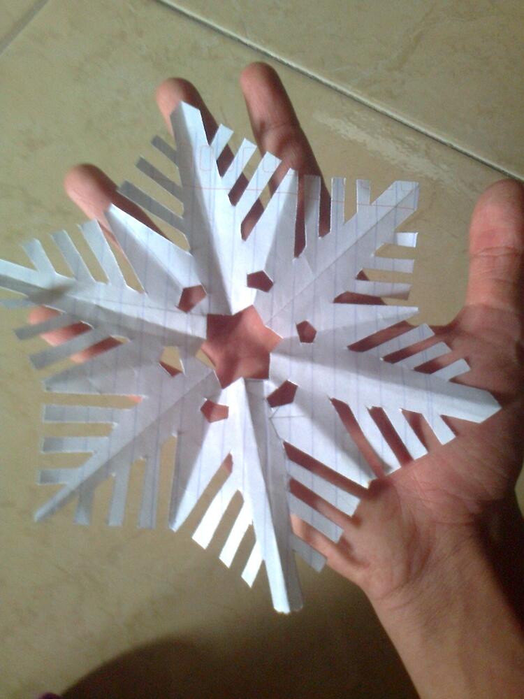 Belajar Membuat Kepingan Salju (Snowflake) Yuk