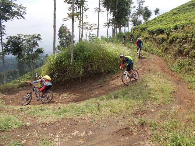 &#91;CATPER&#93; PESONA GUNUNG BUTAK