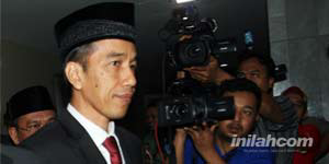 Jokowi : Yang Foto Saya 'Nakal-nakaL' !!