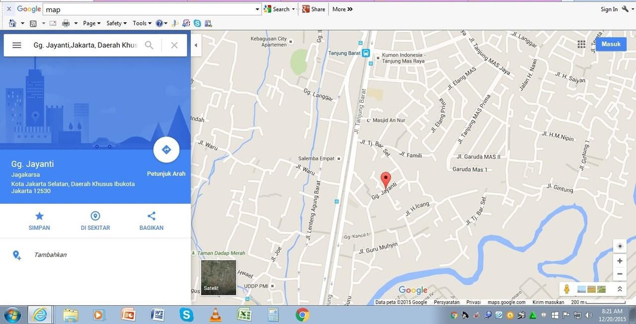 ternyata rumah gw ada di google street, nih yang ada plang dokter gigi winda