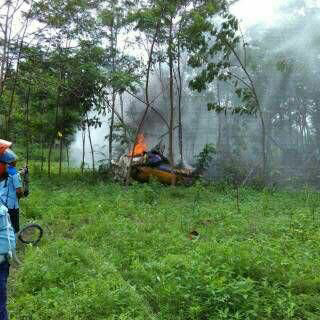 (Memang BEDA) Pesawat F-16 TNI AU Jatuh di Yogyakarta !!!