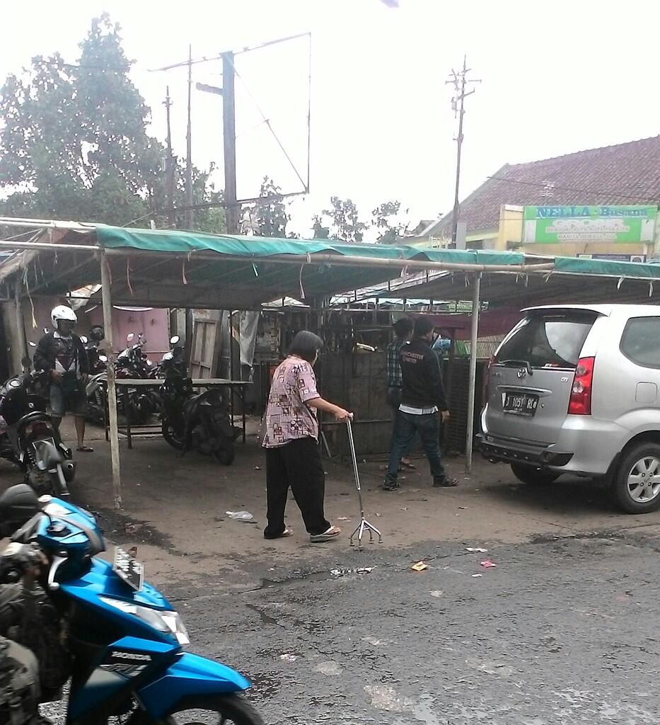 PENIPUAN MINTA MINTA buat ongkos pulang, gini gan modusnya