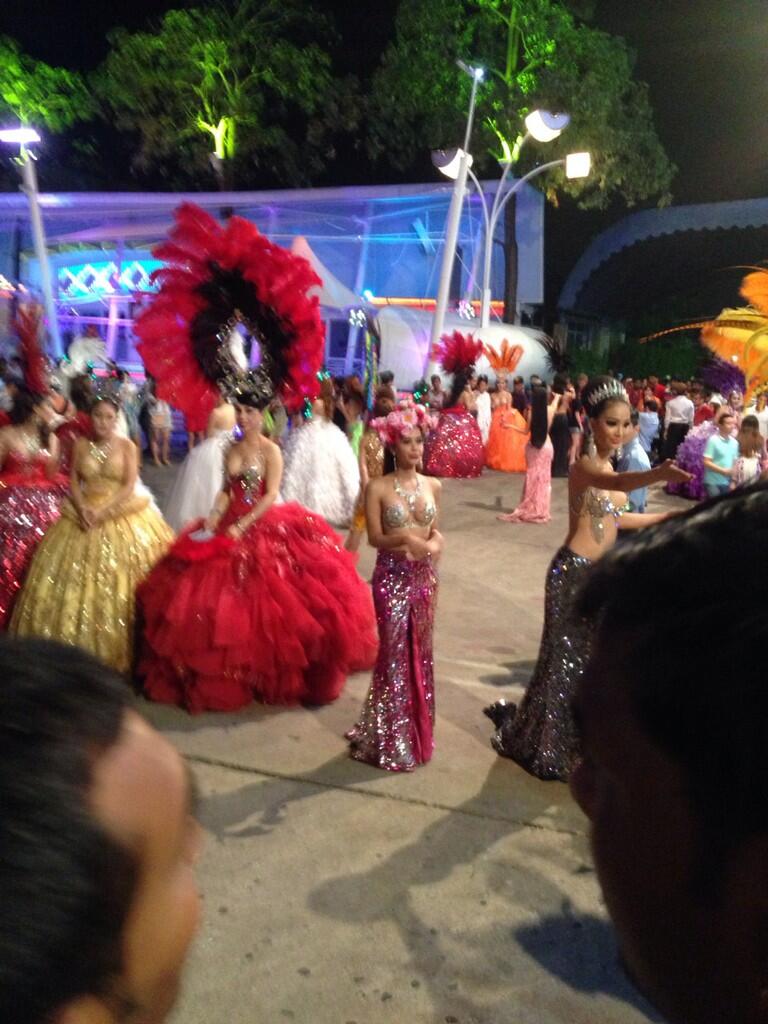 Alcazar Show Cabaret ala Ladyboy Thailand