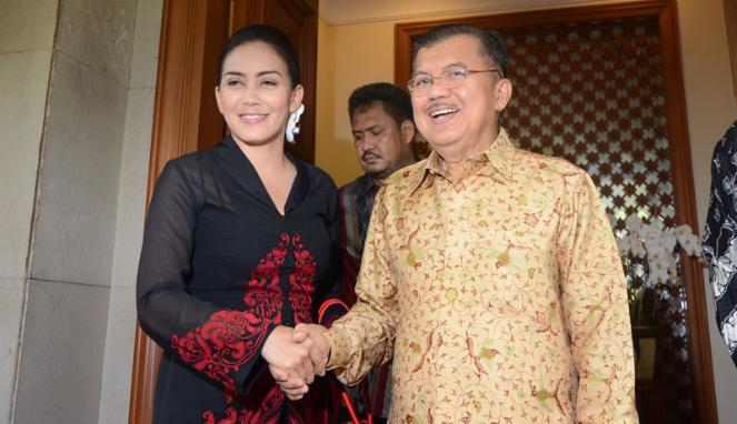 GAWAT! Rieke Curiga JK Ingin Gulingkan Jokowi