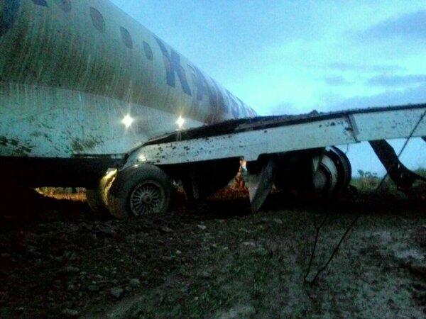 &#91;Breaking News!, Lagi&#93; Pesawat Embraer E195 Kalstar Aviation Tergelincir di Kupang