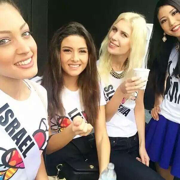 &#91;KOMBAT&#93; 10 Foto Selfie Paling Fenomenal Sepanjang Tahun 2015