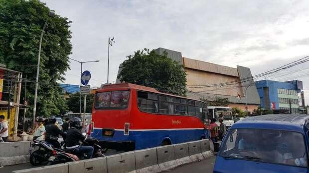 Sepi Metromini 75 di Terminal Pasarminggu Tak Pengaruh, Penumpang Pilih Angkutan Lain