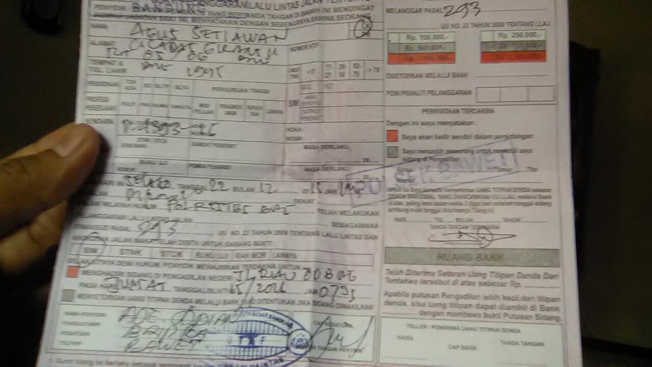 Tilang atau &quot;Damai&quot; ?