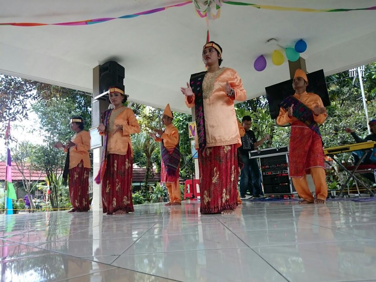 Penyandang Psikotik Rayakan Bebas Pasung dengan Pentas Seni