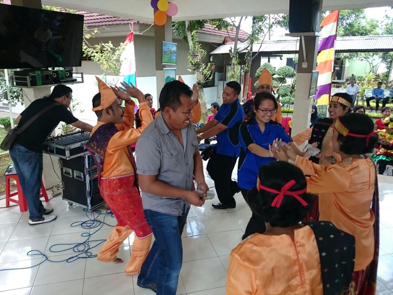 Penyandang Psikotik Rayakan Bebas Pasung dengan Pentas Seni