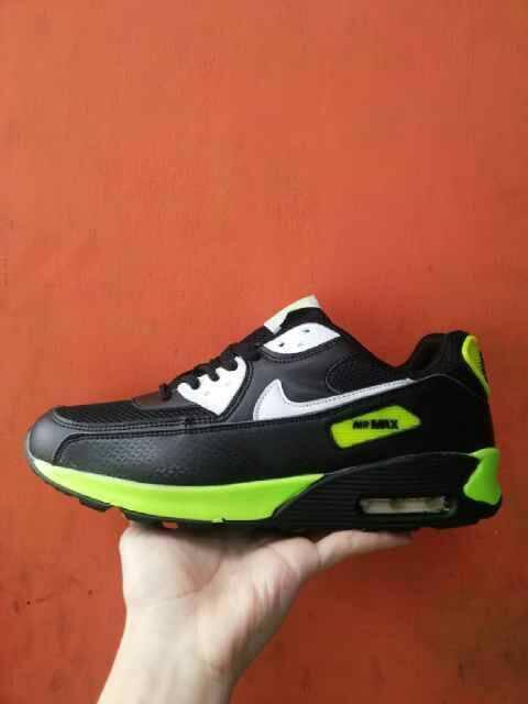 Cara Merawat Sepatu