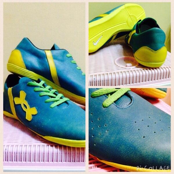 FMFootyMania: Sepatu Futsal dan Bola yang Bisa Kamu Desain Sendiri