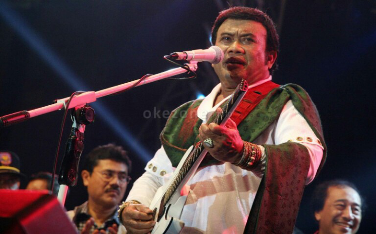 H. Rhoma Irama Harap Pelacur Bisa di Hukum Tegas !!