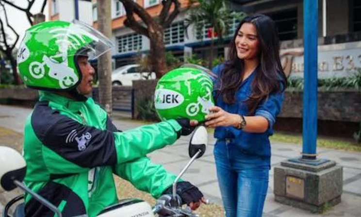 Warga liburan ke luar kota, Pengemudi GO-JEK ngeluh tak ada orderan
