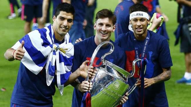 11 Rekor Menghebohkan Yang Tercipta Sepanjang 2015 Dalam Dunia Sepak Bola